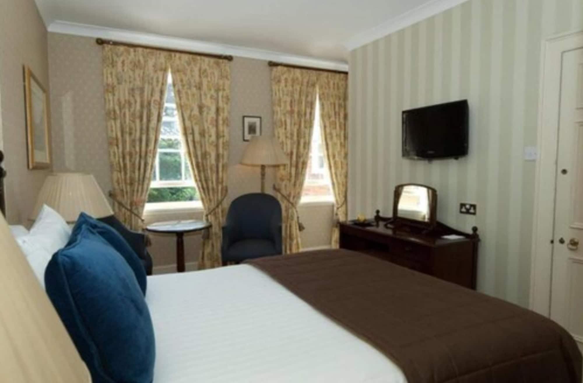 Flitwick Manor Hotel Экстерьер фото