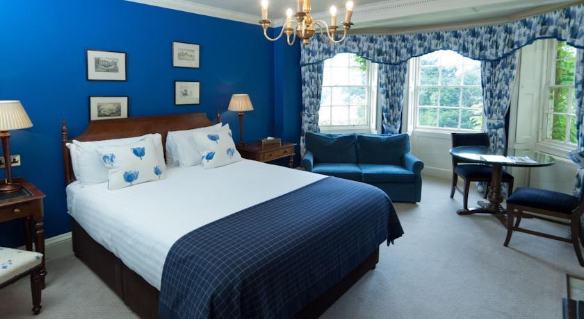Flitwick Manor Hotel Экстерьер фото